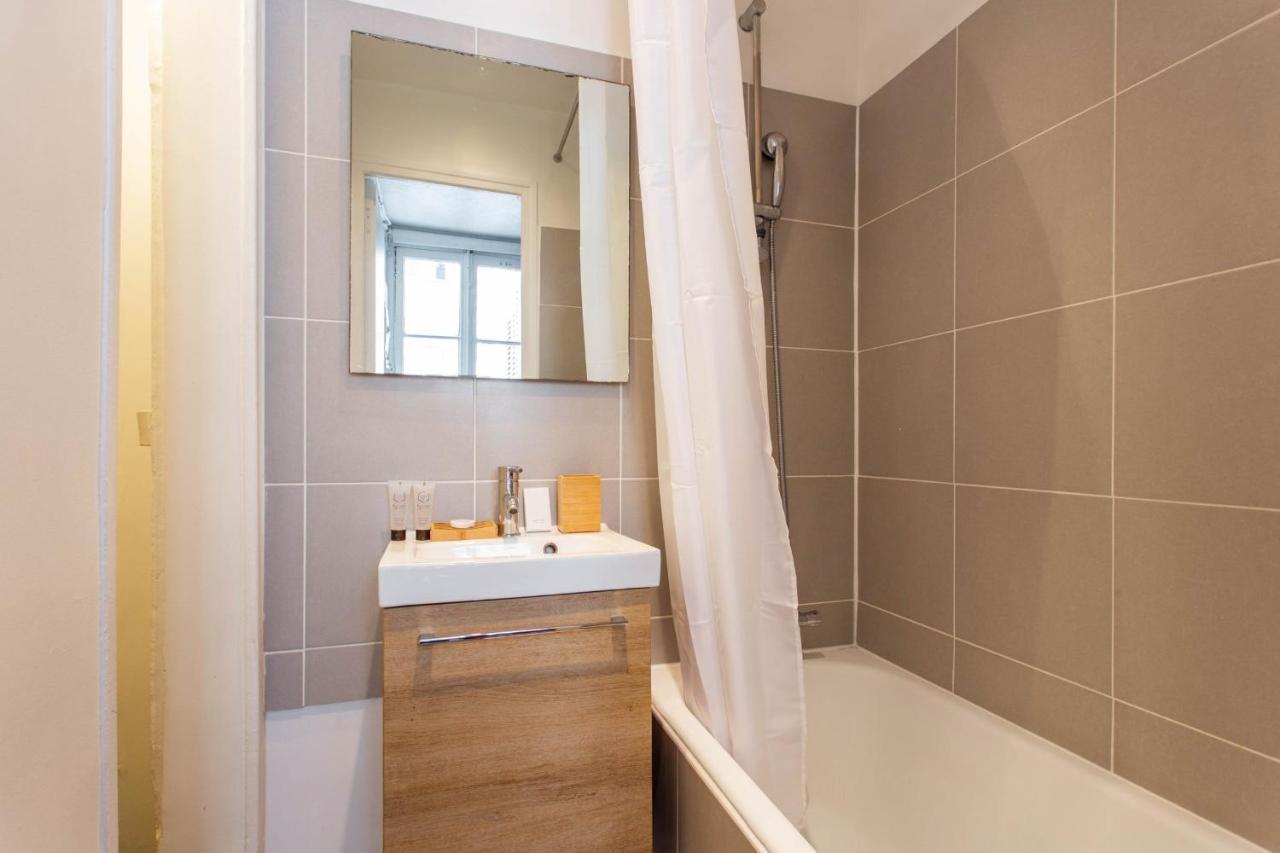 Cmg Invalides - Sevres Apartment Paris Luaran gambar